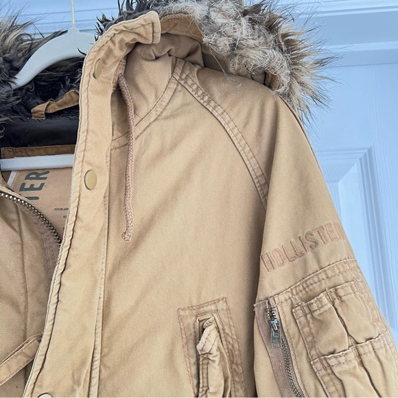 HOLLISTER Hooded Faux Fur Fully Lined Jacket Utility Coat Tan Khaki S - Picture 5 of 12
